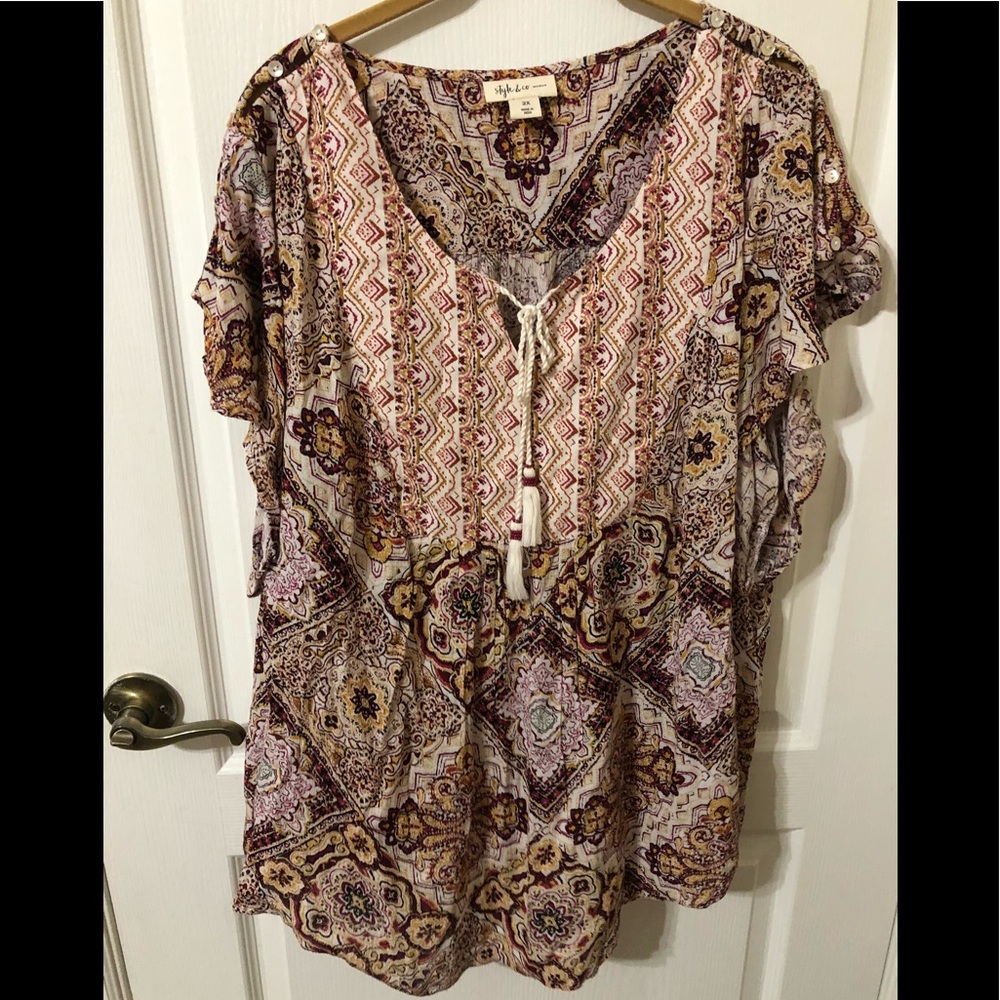 Style and Company shirt never worn lost tags